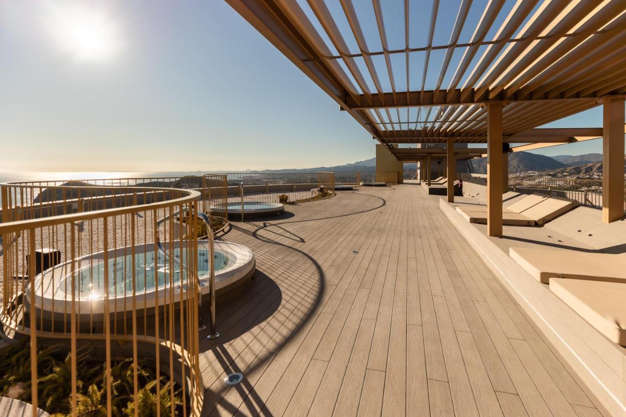 Intempo Luxury Ocean Views Resort Benidorm Exterior photo