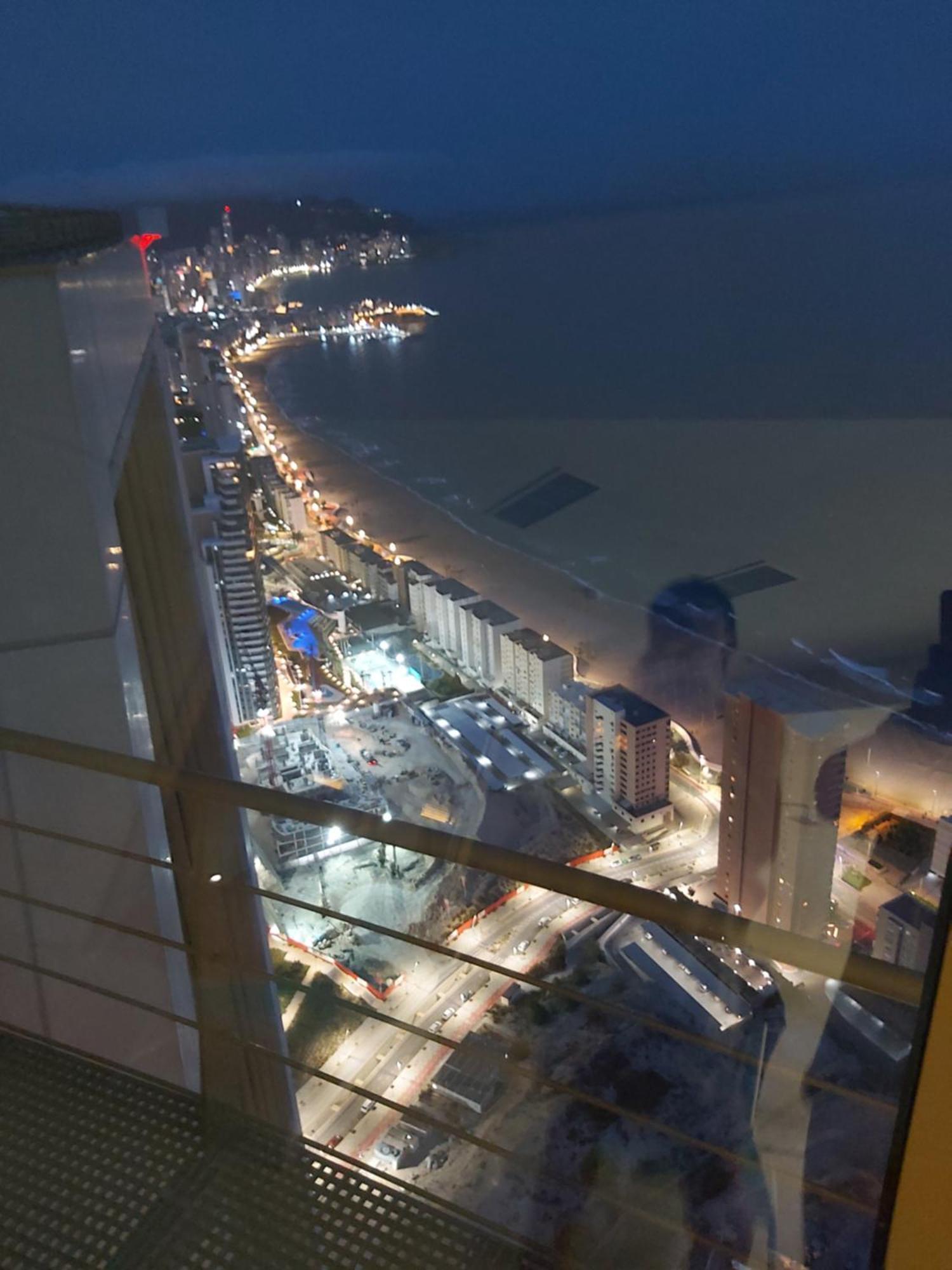 Intempo Luxury Ocean Views Resort Benidorm Exterior photo